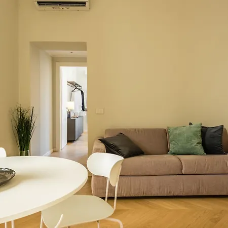 Apartment Palazzo Bozzanca By Wonderful Italy